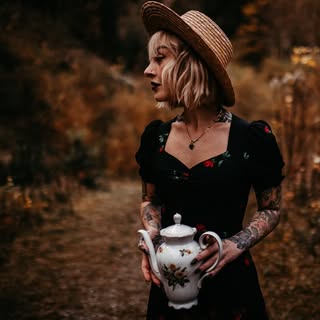 @goldblume.tattoo